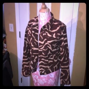 Brown and tan giraffe printed jacket